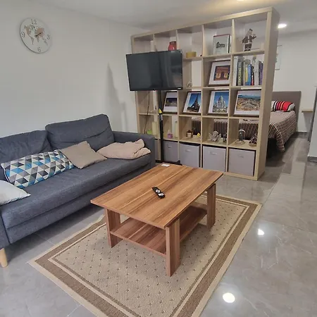 L'auberge De - Climatise Apartment *